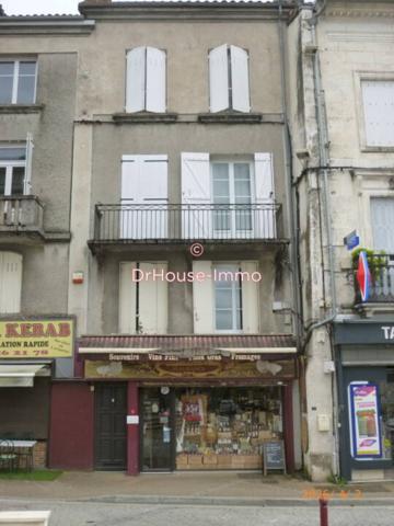 Immeuble à vendre de 204 m²