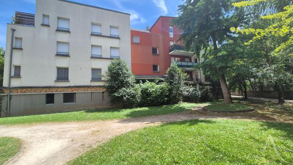 Appartement Grenoble 3 pièce(s) 67.18 m2