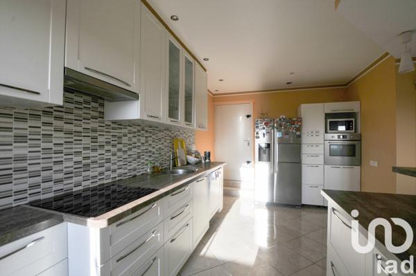 Studio 1 pièce de 27 m² à Vitry-sur-Seine (94400)