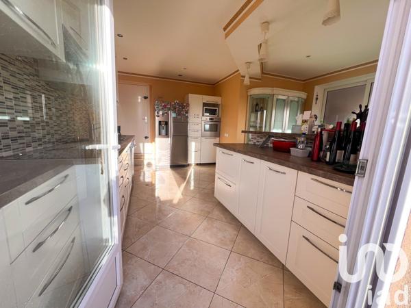 Studio 1 pièce de 27 m² à Vitry-sur-Seine (94400)