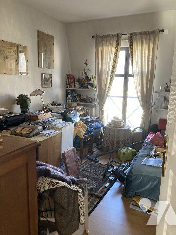 Appartement en centre ville avec ascenseur, terrasse garage et cave