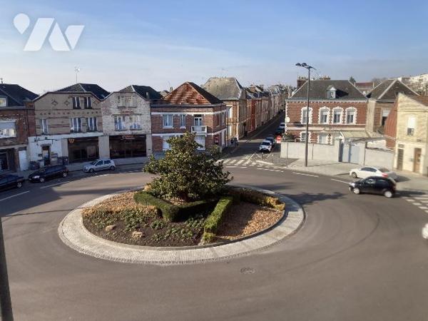 Appartement en centre ville avec ascenseur, terrasse garage et cave