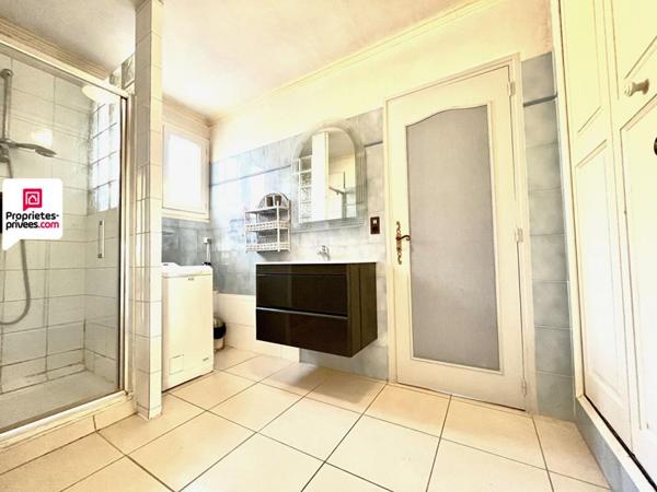 Villa Mauguio 8 pièce(s) 210 m2 avec piscine