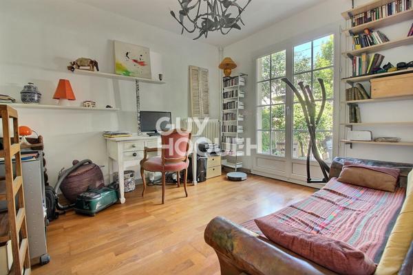 Maison 10 pièces 215m²