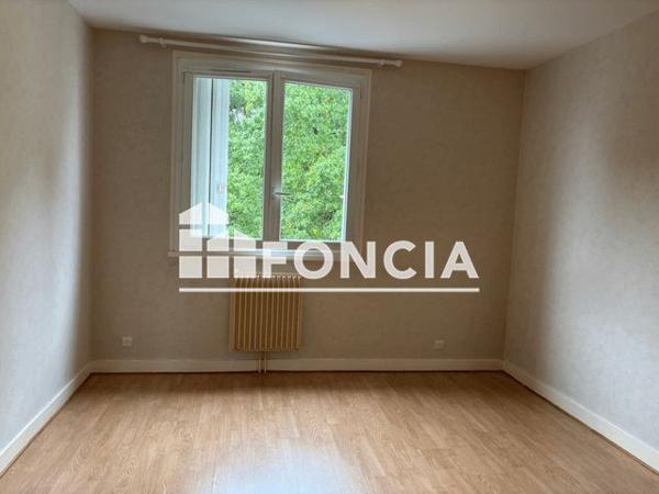 À vendre Appartement 4 pièces 68.32 m² - Gien 45500