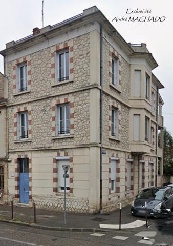 Agen (47000) EXCLUSIVITE AGEN (47) - IMMEUBLE DE RAPPORT - 220M² - 3 APPARTEMENTS T3 - 3 GARAGES - CENTRE VILLE
