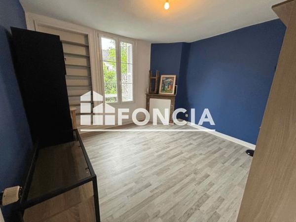 Location Appartement 2 pièces 38.3 m² - 33 RUE CROIX MONTOIRE Tours 37100