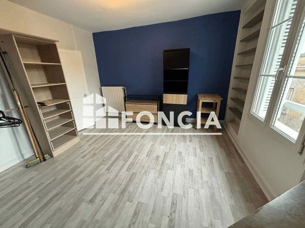 Location Appartement 2 pièces 38.3 m² - 33 RUE CROIX MONTOIRE Tours 37100
