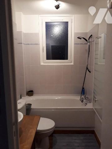 ROUEN, appartement de 50.92 m², 1 chambre, garage, place de parking dans copropriété.