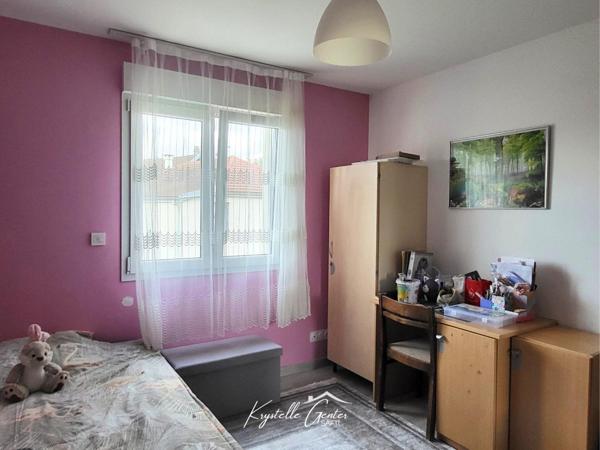 Maison familiale récente proche du centre-ville de Dole