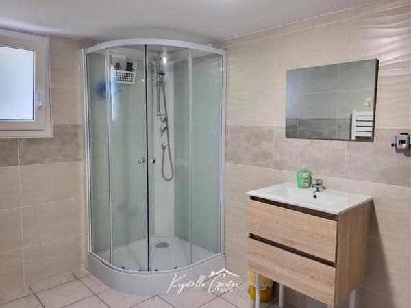 Maison familiale récente proche du centre-ville de Dole