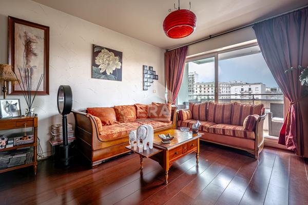 Appartement Courbevoie 76.92 m2