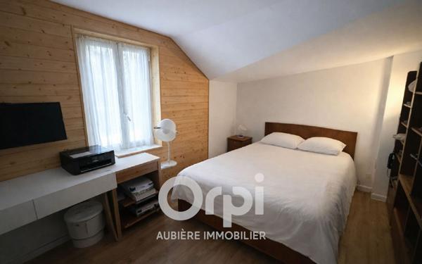 Maison à vendre    3 pièces •  Aubière