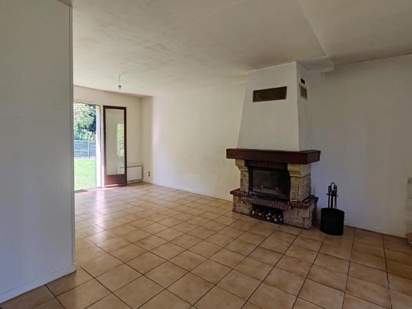 Vente                                                      Maison
                        
                     4 pièces                      87 m2                     à Villers-Cotterêts