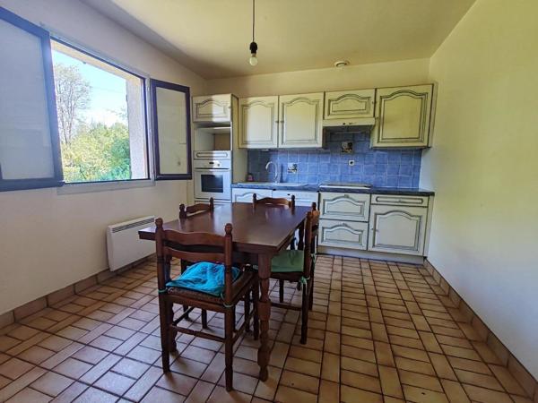 Vente                                                      Maison
                        
                     4 pièces                      87 m2                     à Villers-Cotterêts