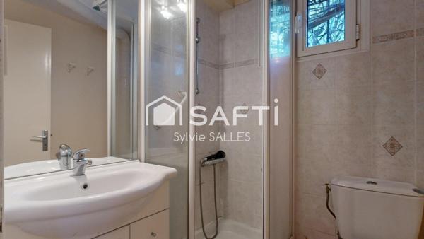 Maison mitoyenne, offrant 2 logements indépendants