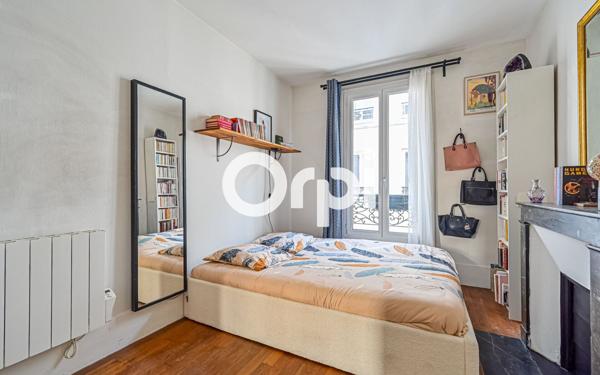 Appartement à vendre    2 pièces • 26 m2 Paris 11