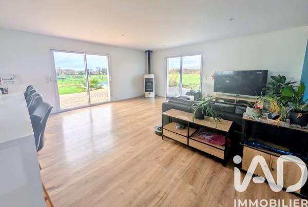 Maison à vendre 6 pièces 115 m² Pont-l'Abbé-d'Arnoult