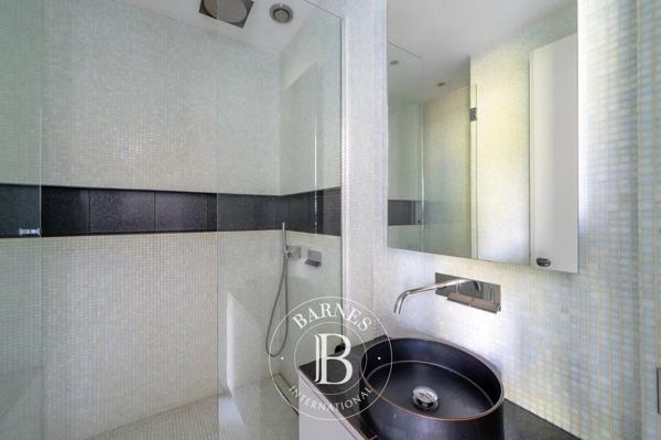 Neuilly-sur-Seine, Appartement 3 Chambres -  242 m² à vendre