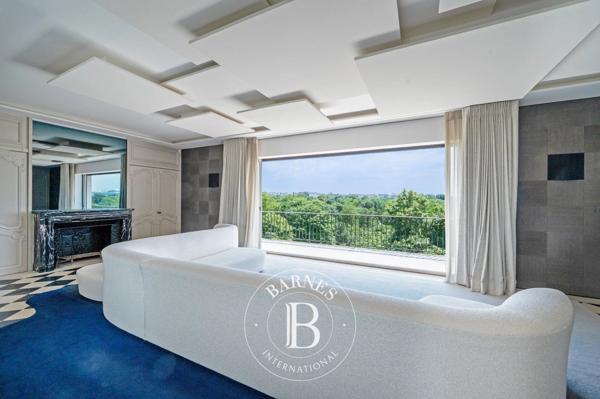 Neuilly-sur-Seine, Appartement 3 Chambres -  242 m² à vendre
