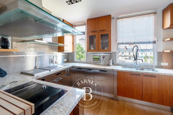 Neuilly-sur-Seine, Appartement 3 Chambres -  242 m² à vendre