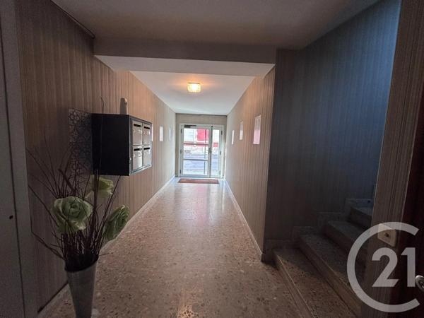 Appartement F3 à vendre  3 pièces - 73 m 2   AMIENS  - 80