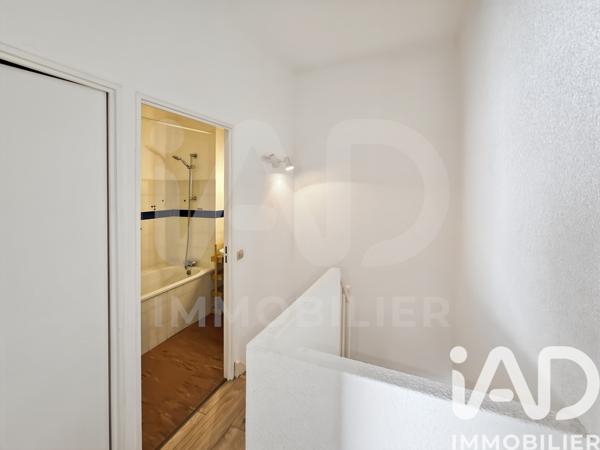 Appartement à vendre 2 pièces 30 m² Nîmes-Saint-Césaire
