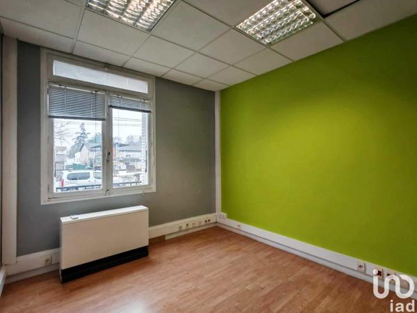 office rental 65 m² Aubenas