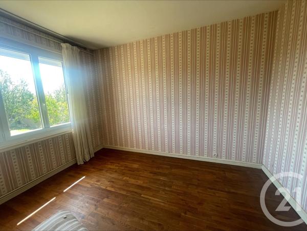 Maison à vendre  5 pièces - 93,38 m2 CHATILLON SUR THOUET - 79