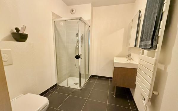 Appartement à vendre    2 pièces • 52 m2 Bastia