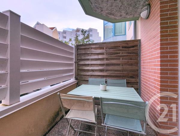 Appartement T3 à vendre  3 pièces - 56,51 m 2   ARCACHON  - 33