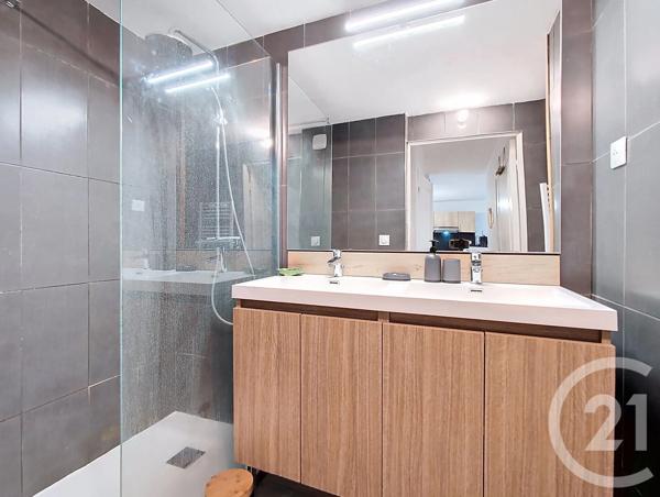 Appartement T3 à vendre  3 pièces - 56,51 m 2   ARCACHON  - 33