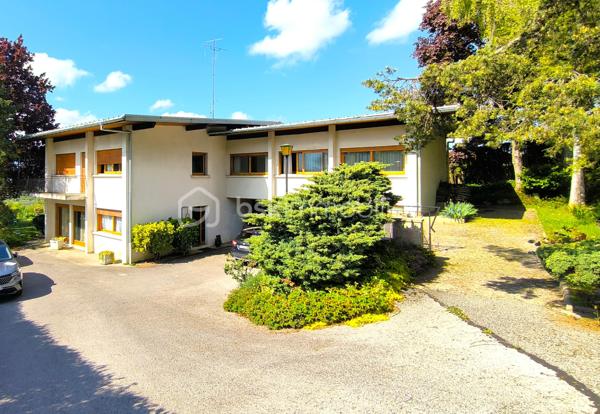 Maison d architecte de 361 m²