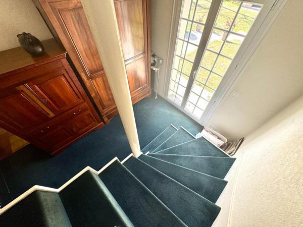 Maison Crepy En Valois 8 pièce(s) 200 m2