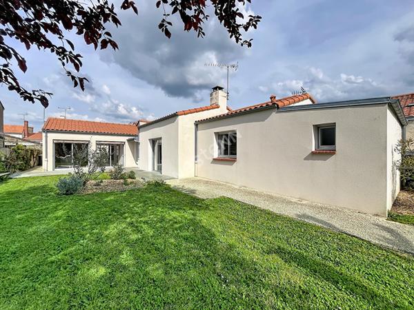 Ensemble immobilier maison et local à vendre - La Guyonnière