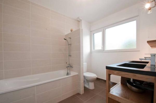 MAISON NEUVE AVEC JARDIN AUX PORTES DE GENEVE