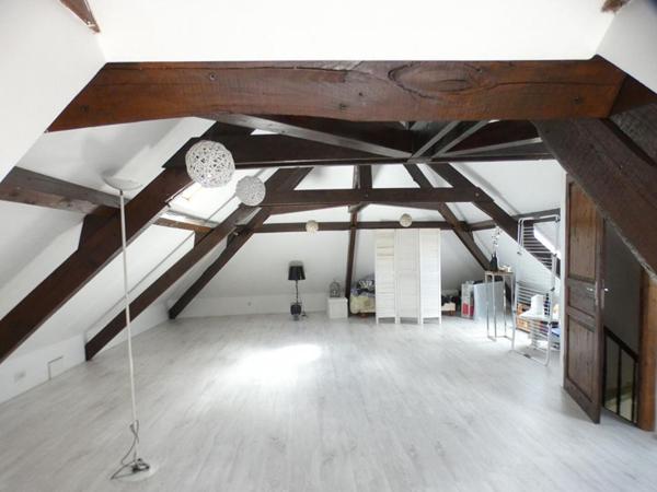 Maison en pierre avec 5 chambres au coeur d'Arnac Pompadour