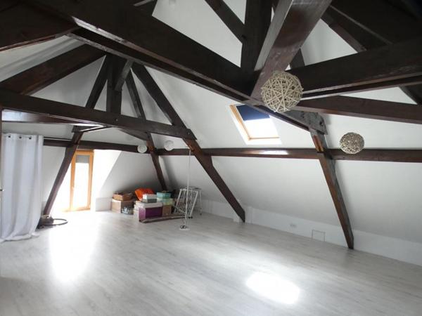 Maison en pierre avec 5 chambres au coeur d'Arnac Pompadour