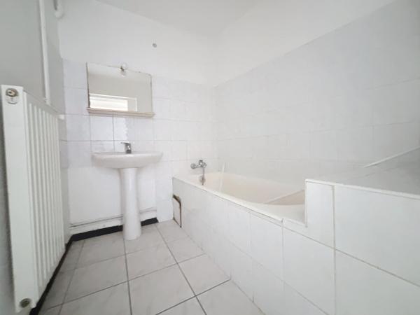 Appartement T2, coeur Pont de Veyle