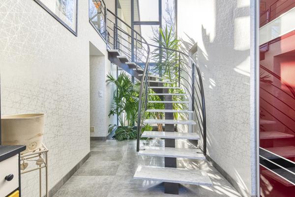 Angers (49000) CONTEMPORAINE - Bien d'Exception