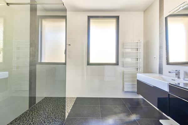 Angers (49000) CONTEMPORAINE - Bien d'Exception