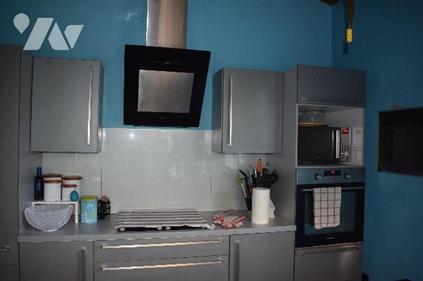 MAISON MODERNE SITUEE A VILLEFAGNAN 1hectare de terrain 220m2