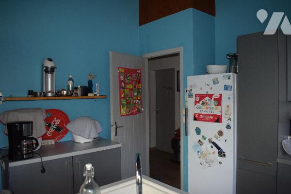 MAISON MODERNE SITUEE A VILLEFAGNAN 1hectare de terrain 220m2