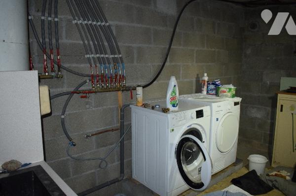 MAISON MODERNE SITUEE A VILLEFAGNAN 1hectare de terrain 220m2