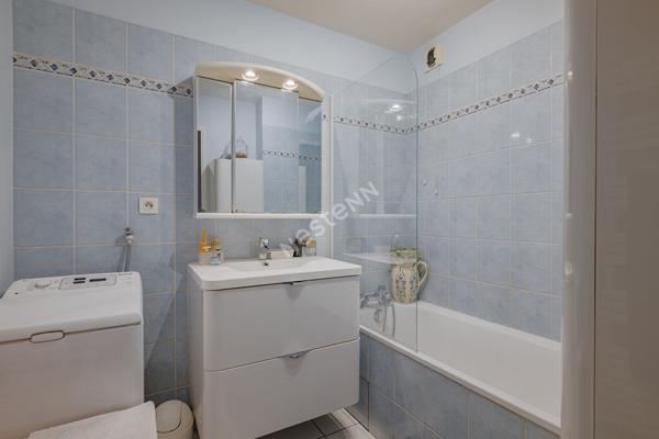 Appartement T3 80.79 m2 Villeurbanne GRATTE-CIEL, Traversant, Terrasse, Jardin, Loggia