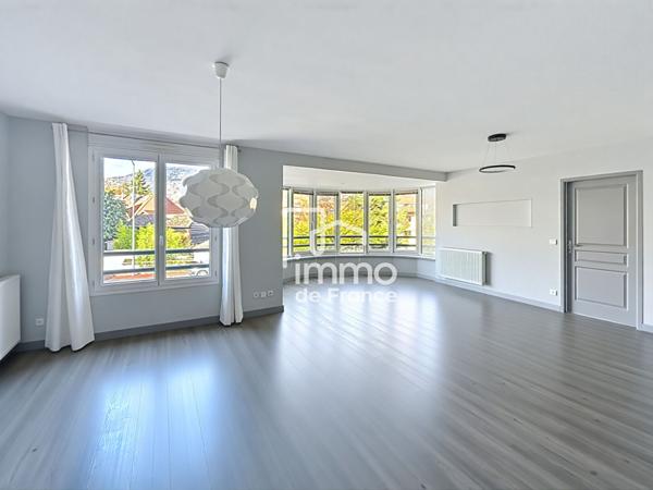 Superbe T2 de 63m²  au coeur de Divonne Les Bains