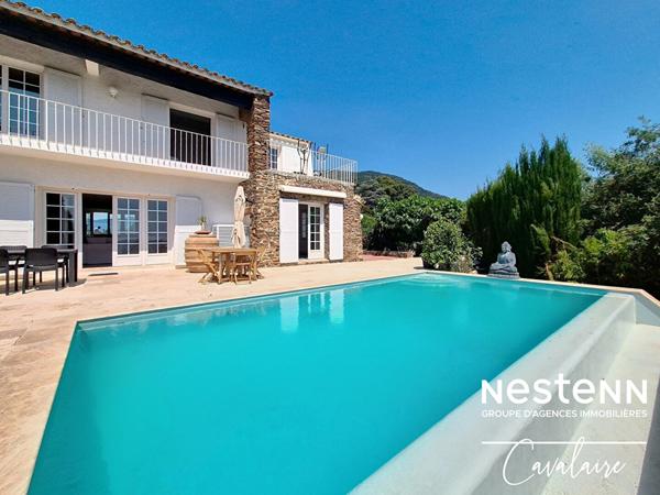 Maison Cavalaire-sur-mer 4 pièces 180 m2 vue mer et piscine