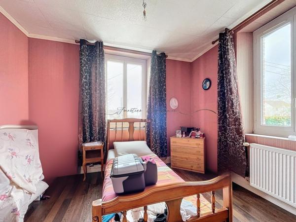 Maison de plus de 130 m2, 4 chambres proche commodités