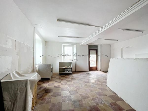 Maison de plus de 130 m2, 4 chambres proche commodités