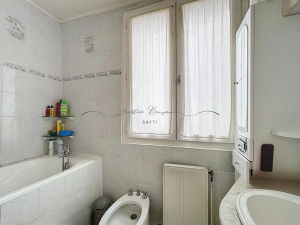 Maison de plus de 130 m2, 4 chambres proche commodités